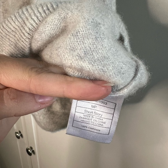 Paloma 100% Cashmere Short Sleeve Sweater - Picture 6 of 10